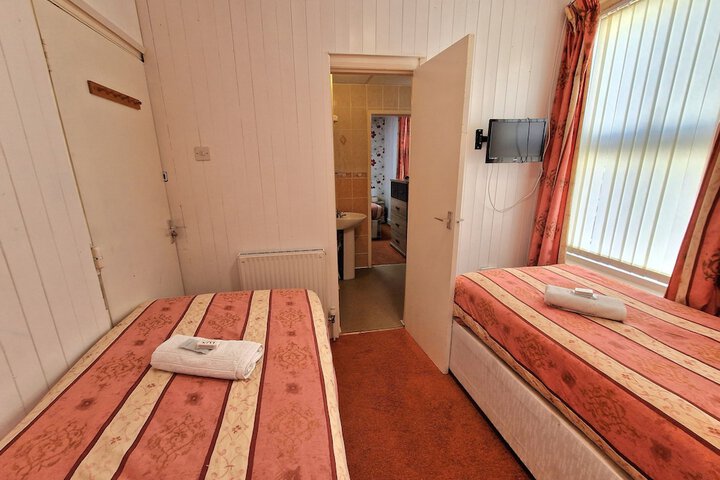 Room 11 of 63