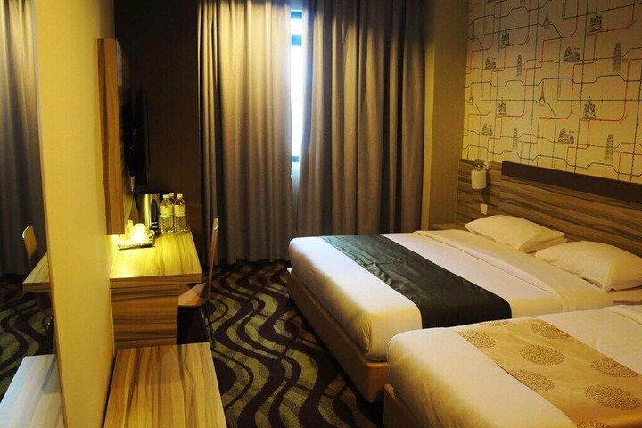 Room 20 of 30