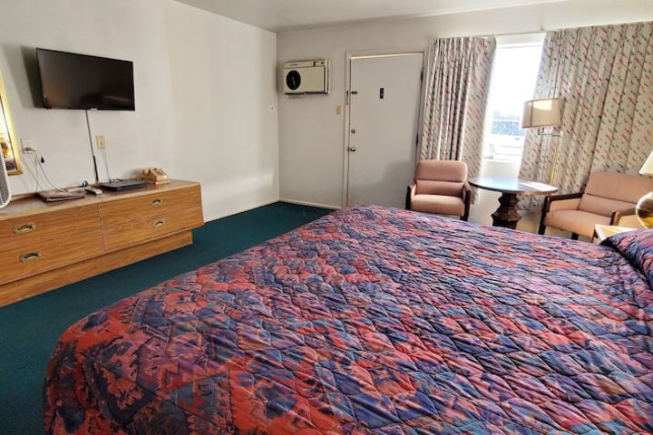 Room 6 of 57