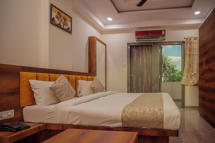 Room 16 of 31