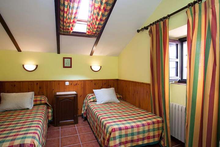 Room 3 of 23