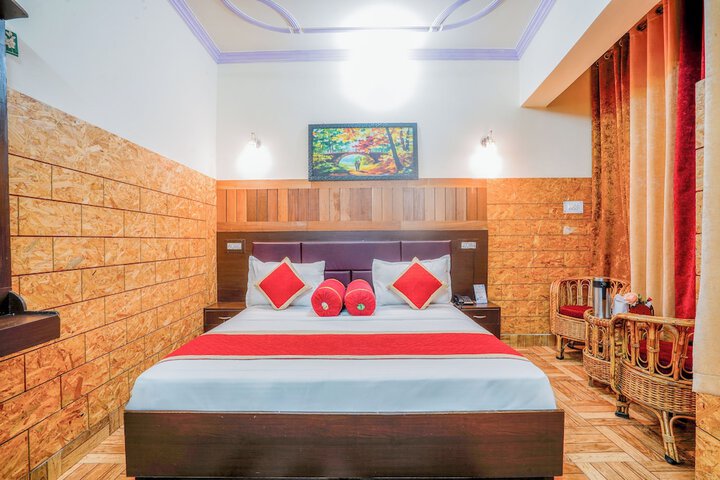 Room 40 of 72