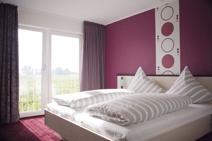Room 2 of 9