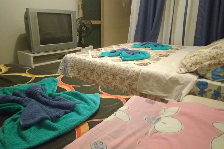 Room 7 of 18
