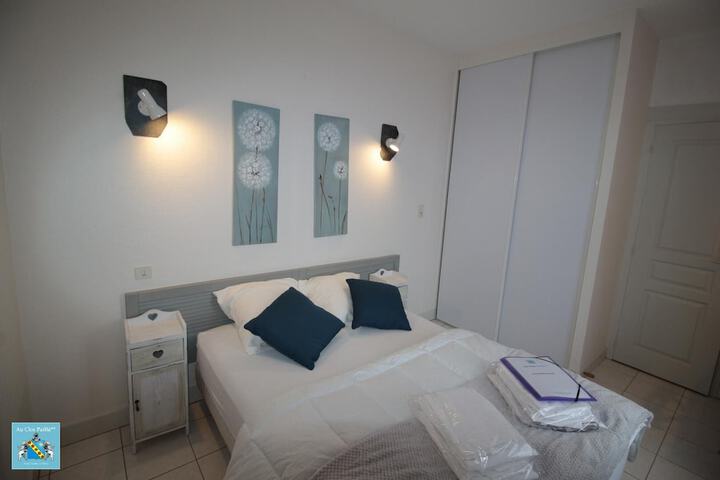 Room 21 of 164