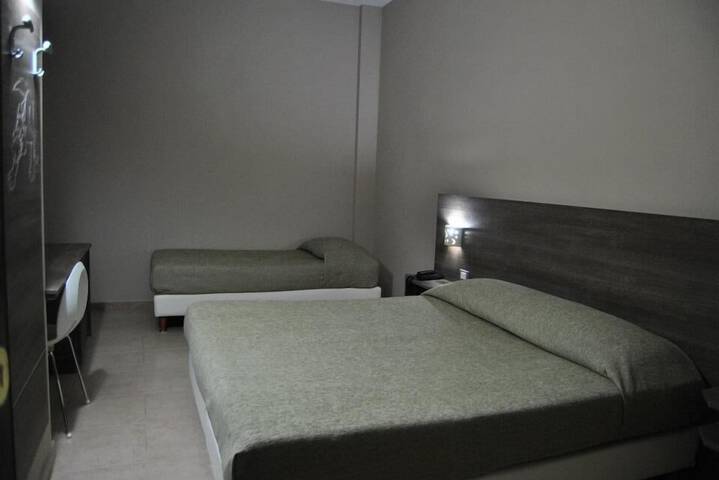 Room 26 of 63