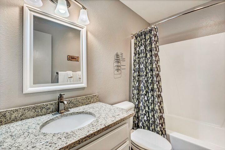 Room 377 of 398