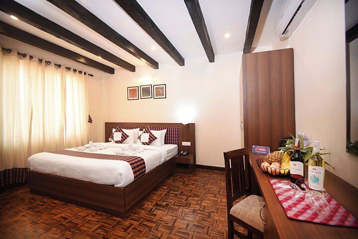 Room 28 of 71