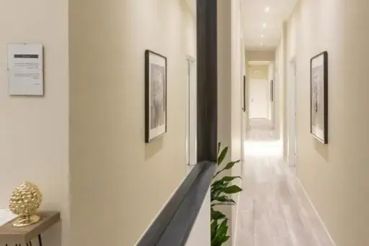 Room 12 of 14