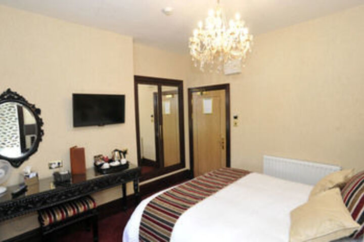 Room 39 of 64