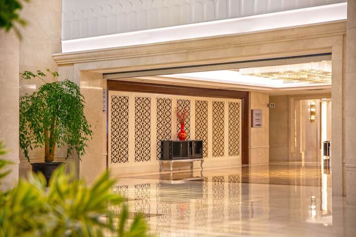 Hotel Interior 4 of 60