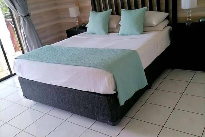 Room 2 of 22