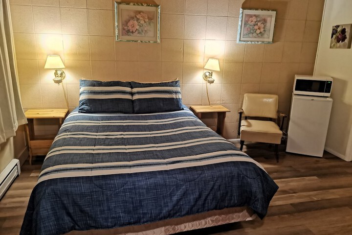 Room 30 of 80