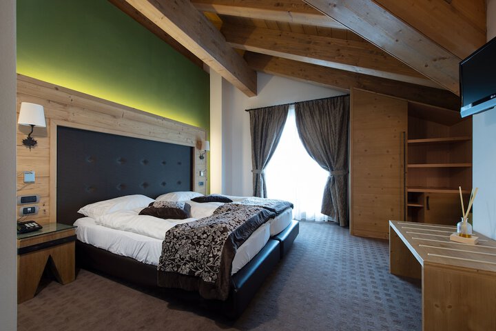 Room 38 of 75