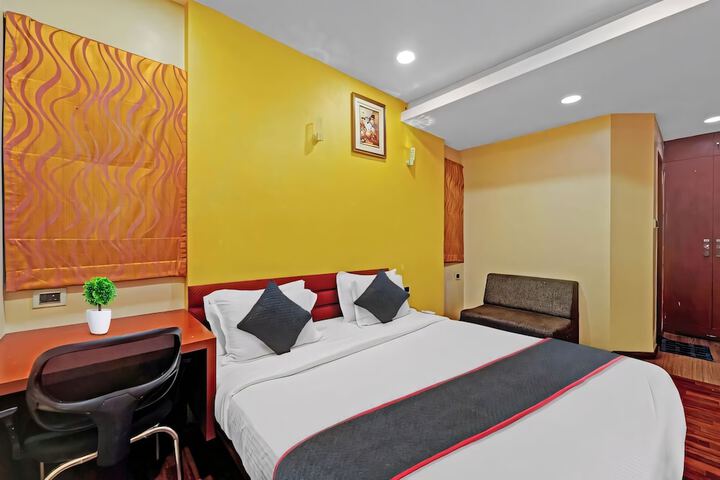 Room 12 of 22