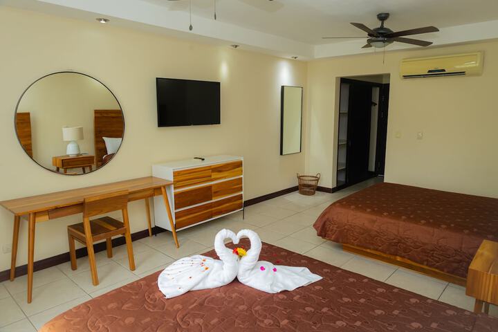Room 7 of 38