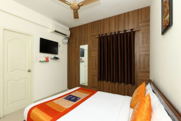 Room 6 of 23