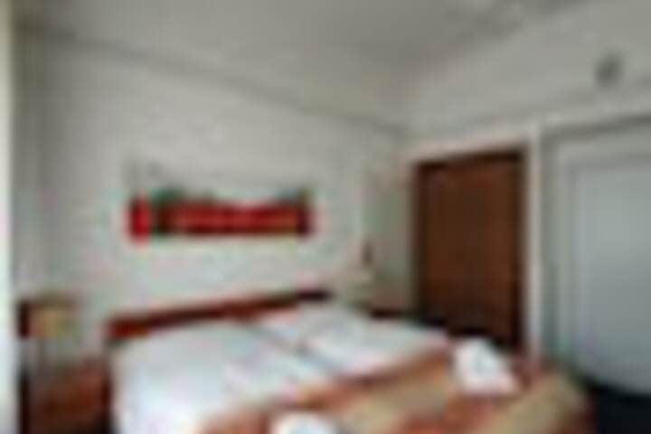 Room 59 of 324