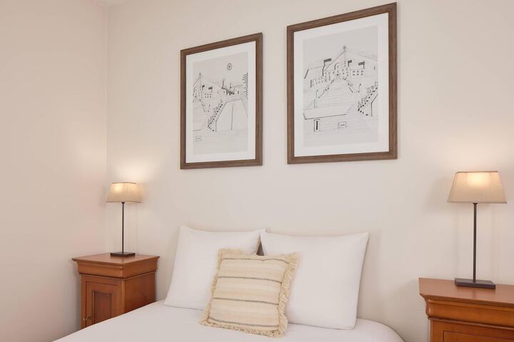 Room 8 of 21