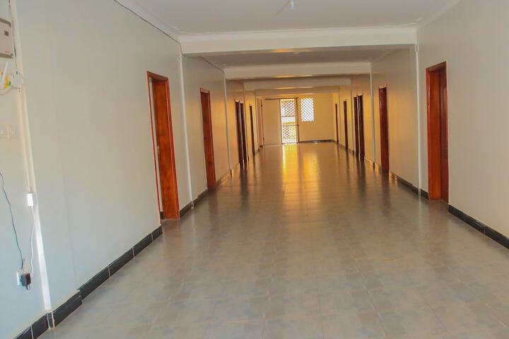 Ballroom/Hall 10 of 13