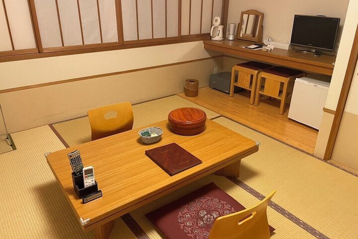 Room 19 of 68