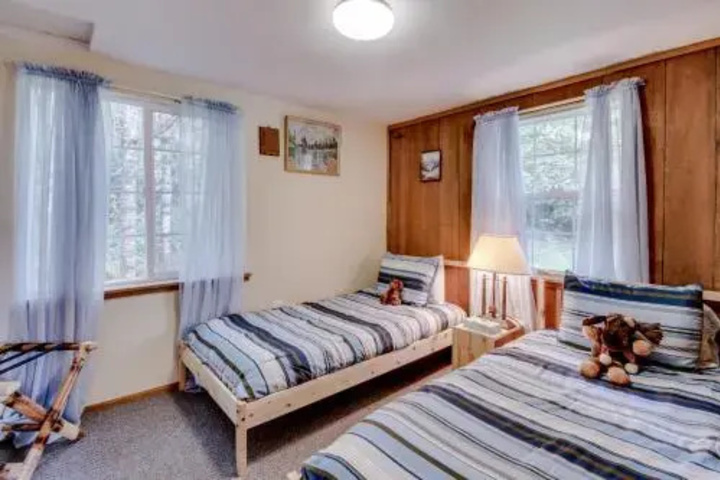 Room 5 of 15
