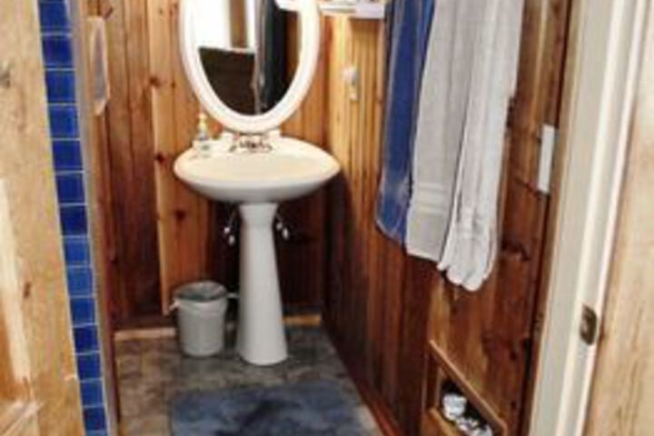 Room 4 of 51