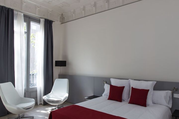 Room 4 of 61