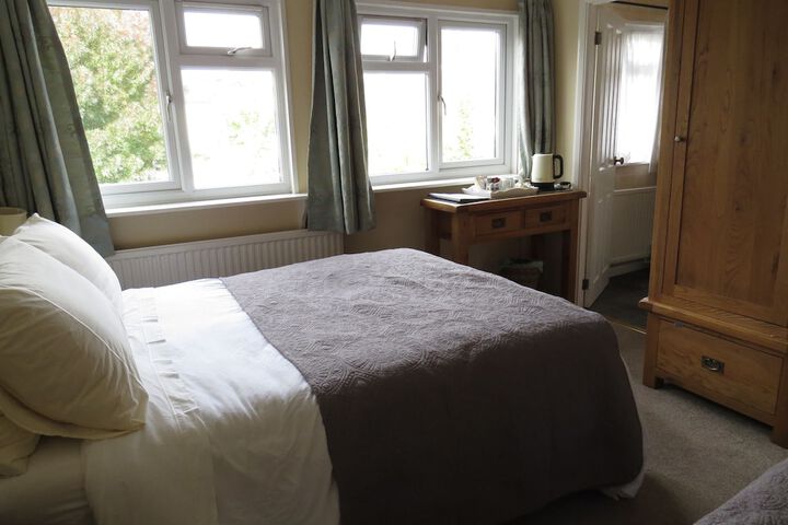 Room 4 of 35