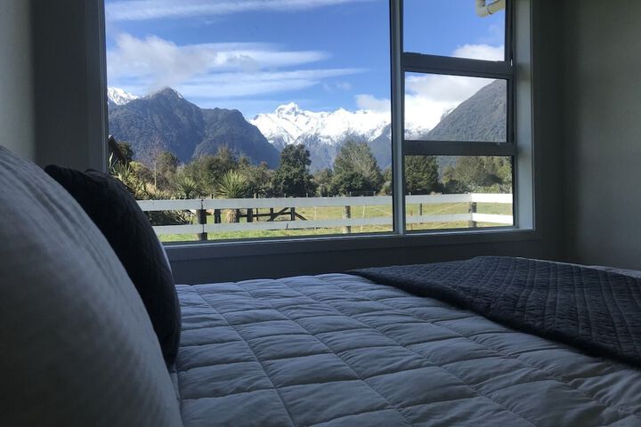 Room 8 of 95