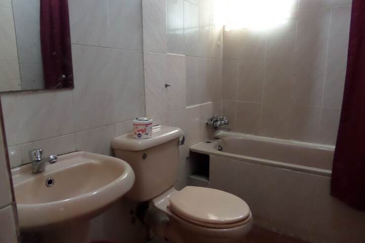Room 25 of 33