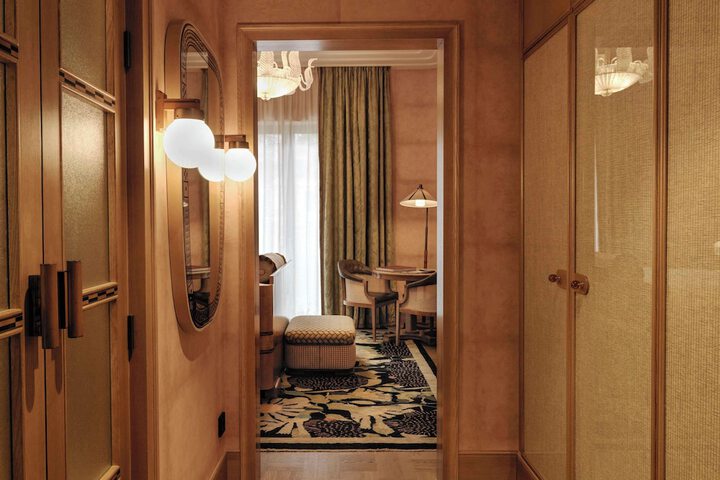 Room 54 of 146