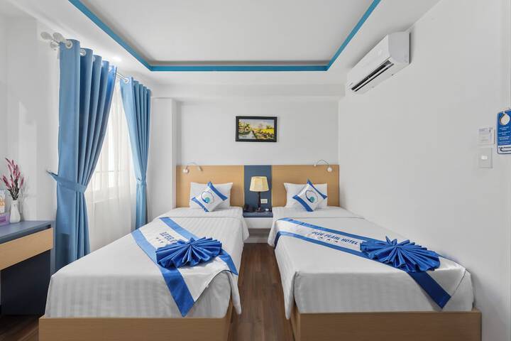 Room 9 of 21