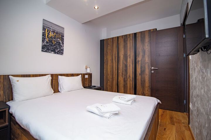 Room 21 of 139