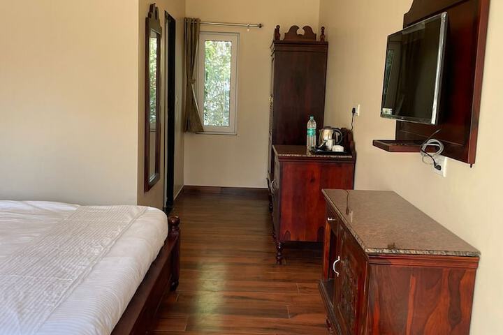 Room 5 of 21