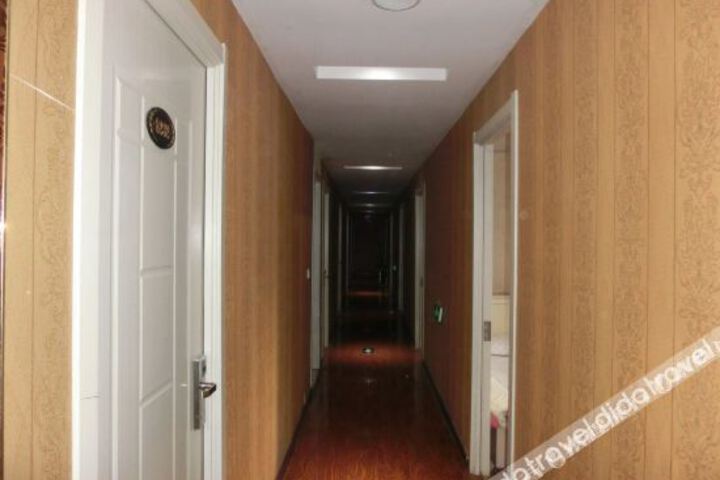 Hotel Interior 19 of 39