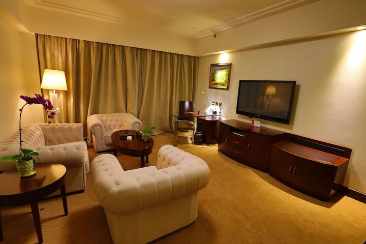 Room 21 of 44