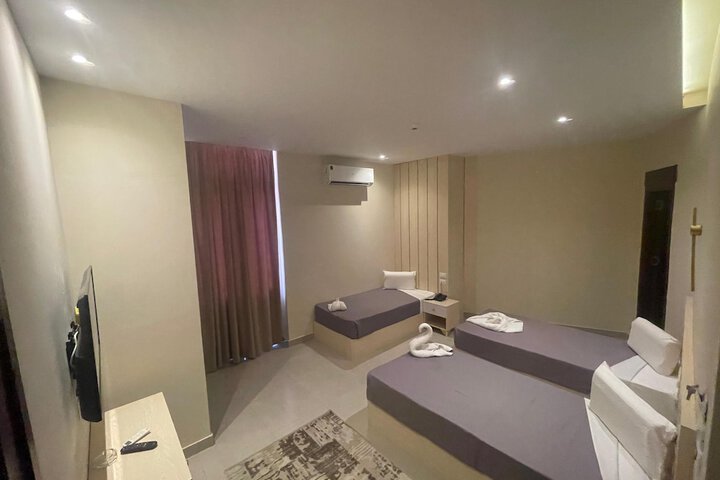 Room 22 of 92