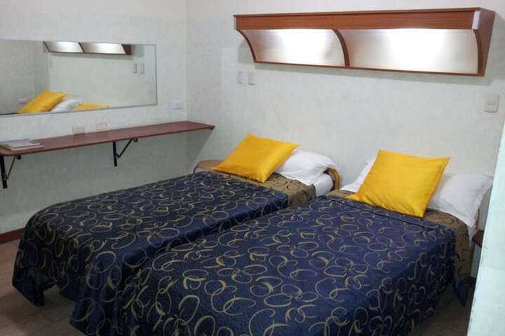 Room 15 of 23