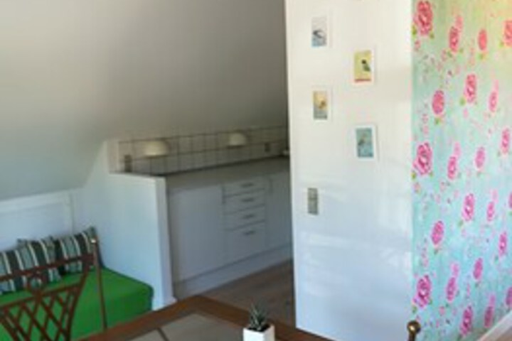 Room 28 of 62
