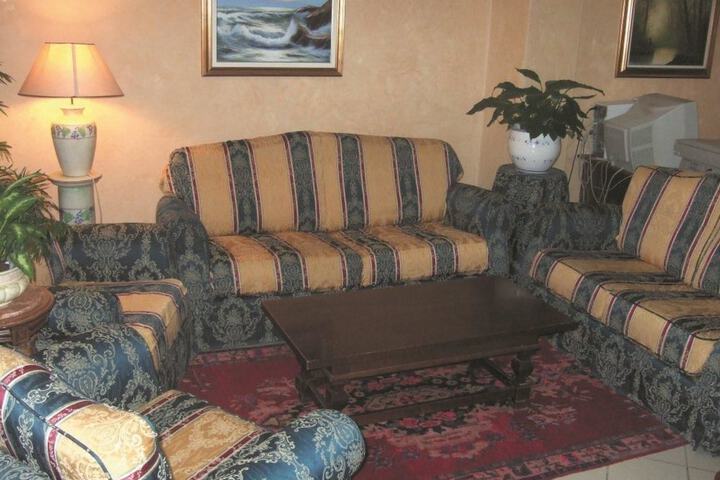 Hotel Interior 4 of 66