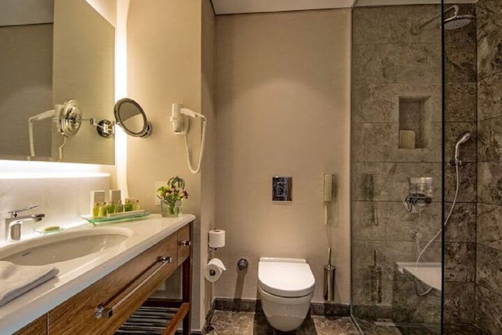 Clean Restrooms