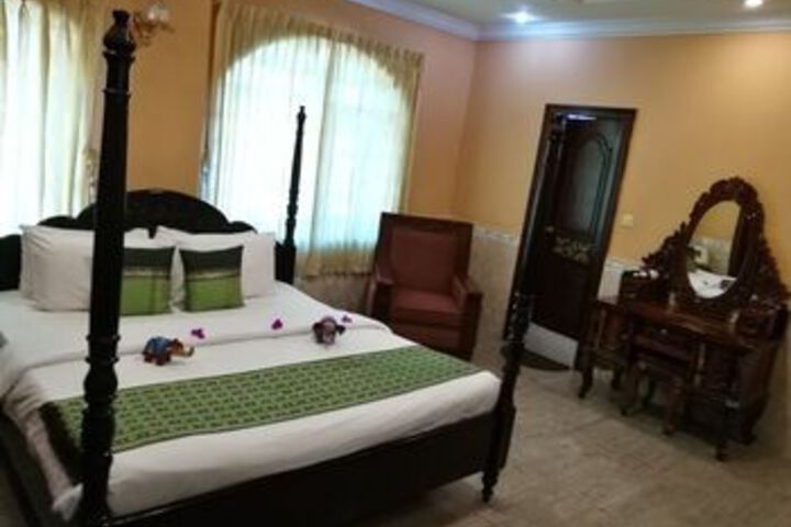 Room 37 of 71