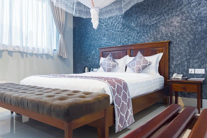 Room 8 of 26