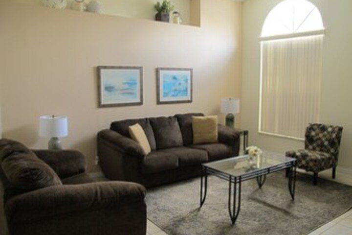 Room 120 of 291