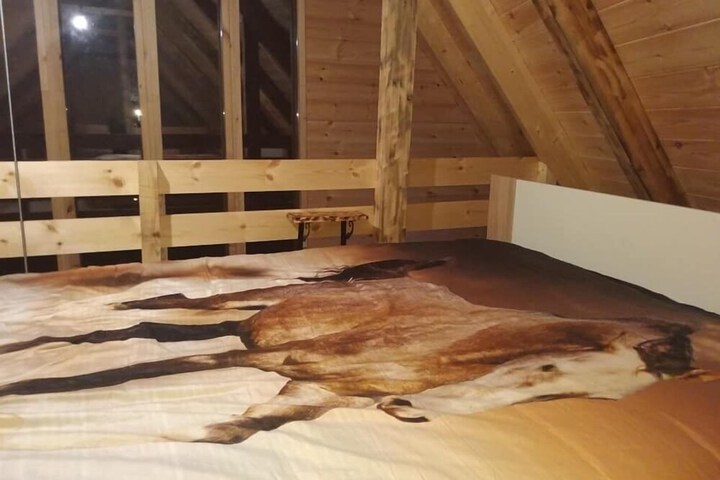 Room 8 of 47
