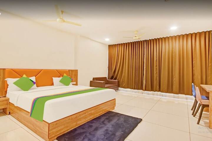 Room 2 of 26