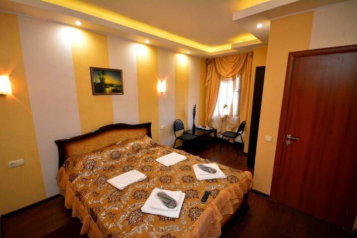 Room 16 of 20