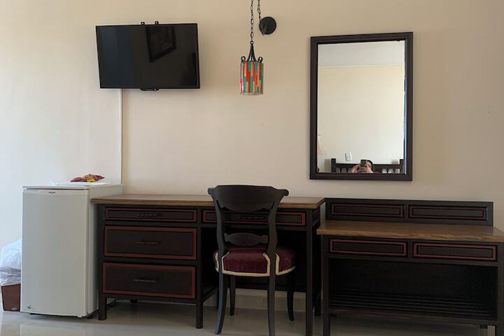 Room 29 of 76