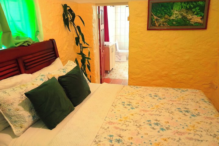 Room 7 of 23